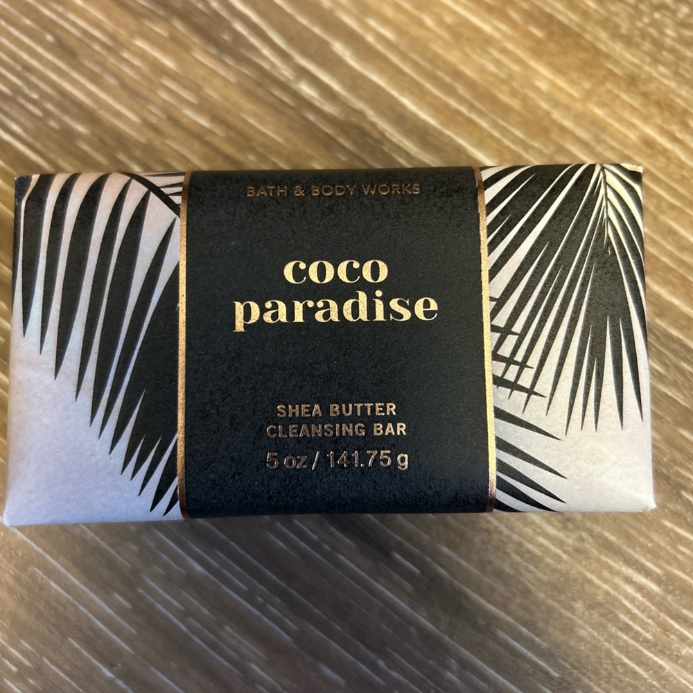 💙Bath & Body Works Coco Paradise Shea Butter Cleansing Bar - Black and White